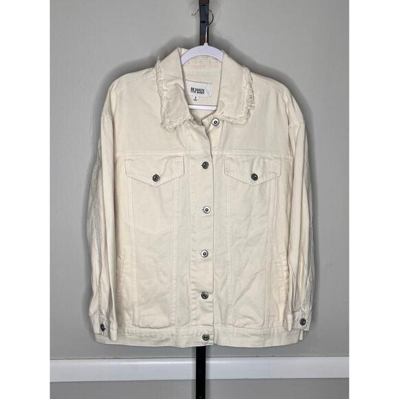 BB Dakota x Steve Madden Oversized Natural Denim Jacket Frayed Collar NWOT - Picture 2 of 7